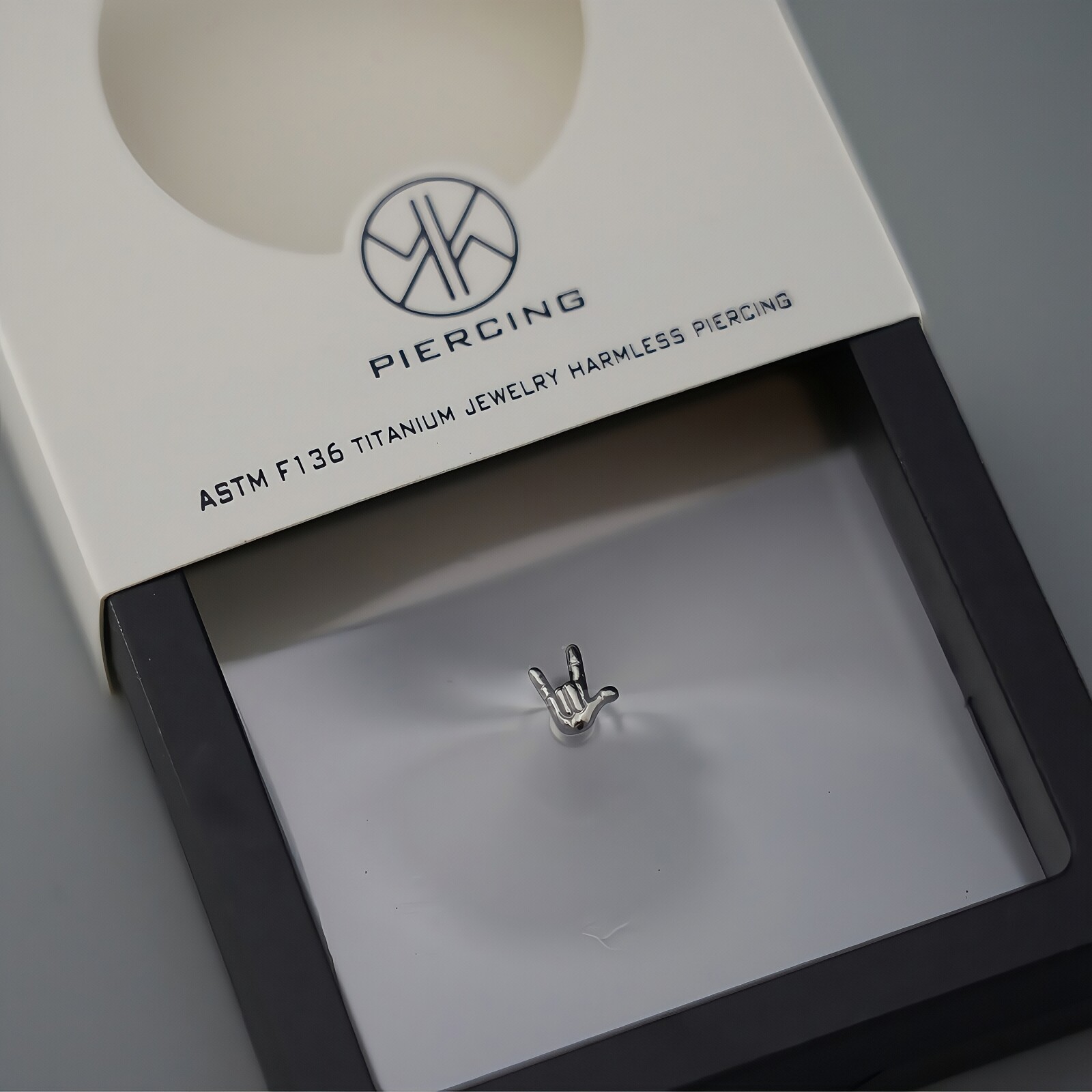 Titanio Stud Pendientes hilo i - Body Jewelry Jewelry Box reseña y precio